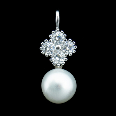Silver Pearl Pendant