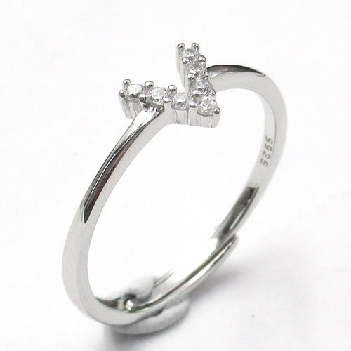 Silver V Shaped Zircon Ring