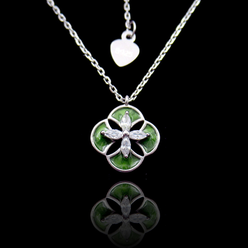 Silver Flower Zircon Necklace