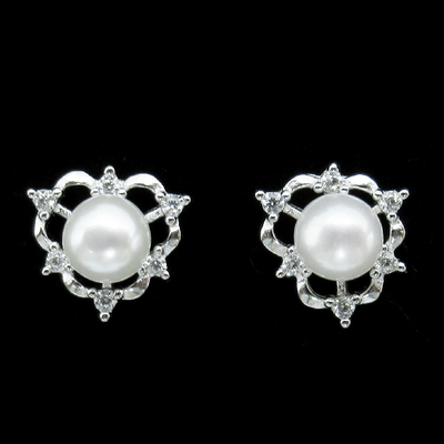 Silver Pearl Ear Stubs