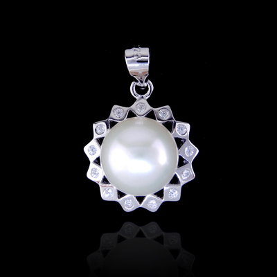 Silver Pearl Pendant
