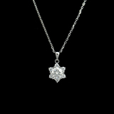 Silver Snow Shaped Flower Shaped Zircon Necklace