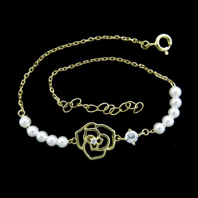 Silver Flower Shaped Pearl Bracelet