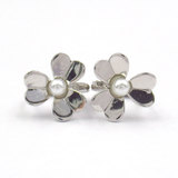 Silver Heart And Clover Shaped Setting Shell Pearl Huggies