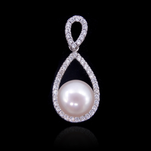 Silver Pearl Pendant