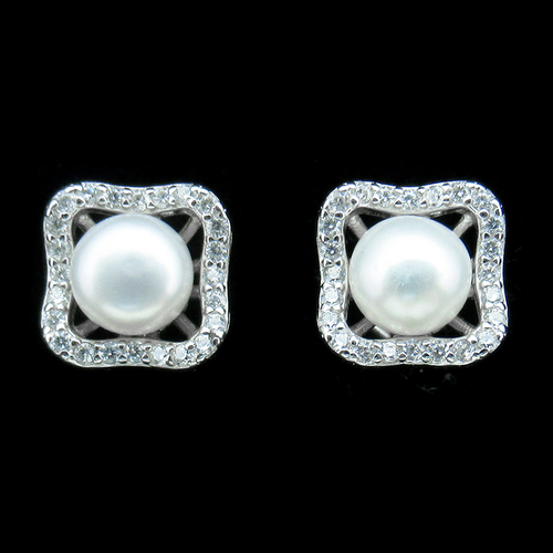 Silver Pearl Earrings