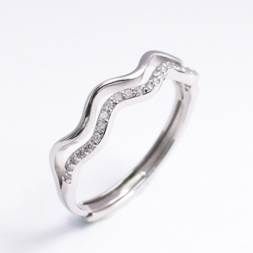 Silver Wave Zircon Ring