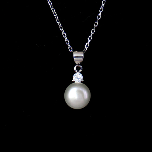 Silver Pearl Necklace