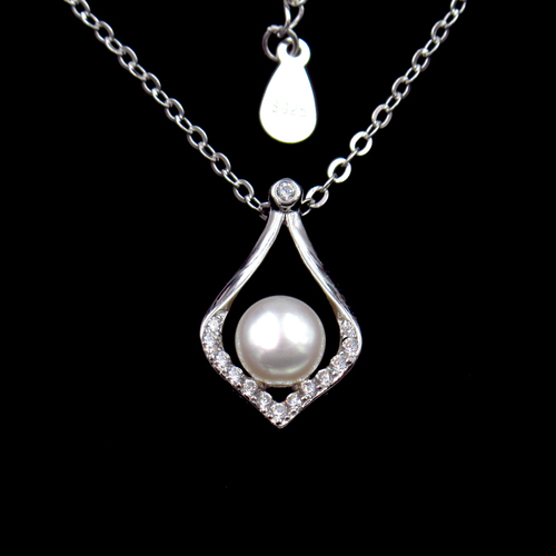 Silver Pearl Necklace