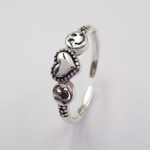 Silver Heart Shaped Plain Ring